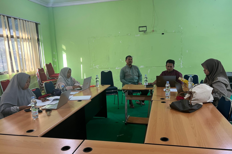 Tim Kerja Borang PGMI FAI UIM Gelar Rapat Intensif