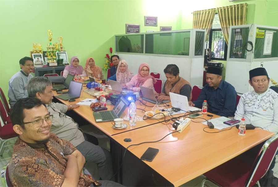 Warek I UIM Tinjau Persiapan Borang Ekonomi Syariah