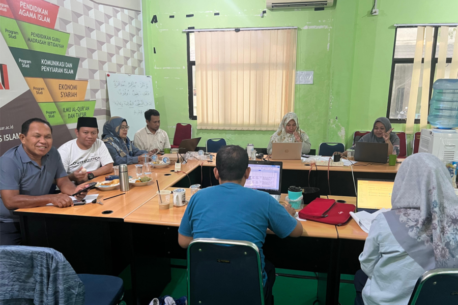 Manfaatkan Hari Libur, Tim Borang Rampungkan Akreditasi